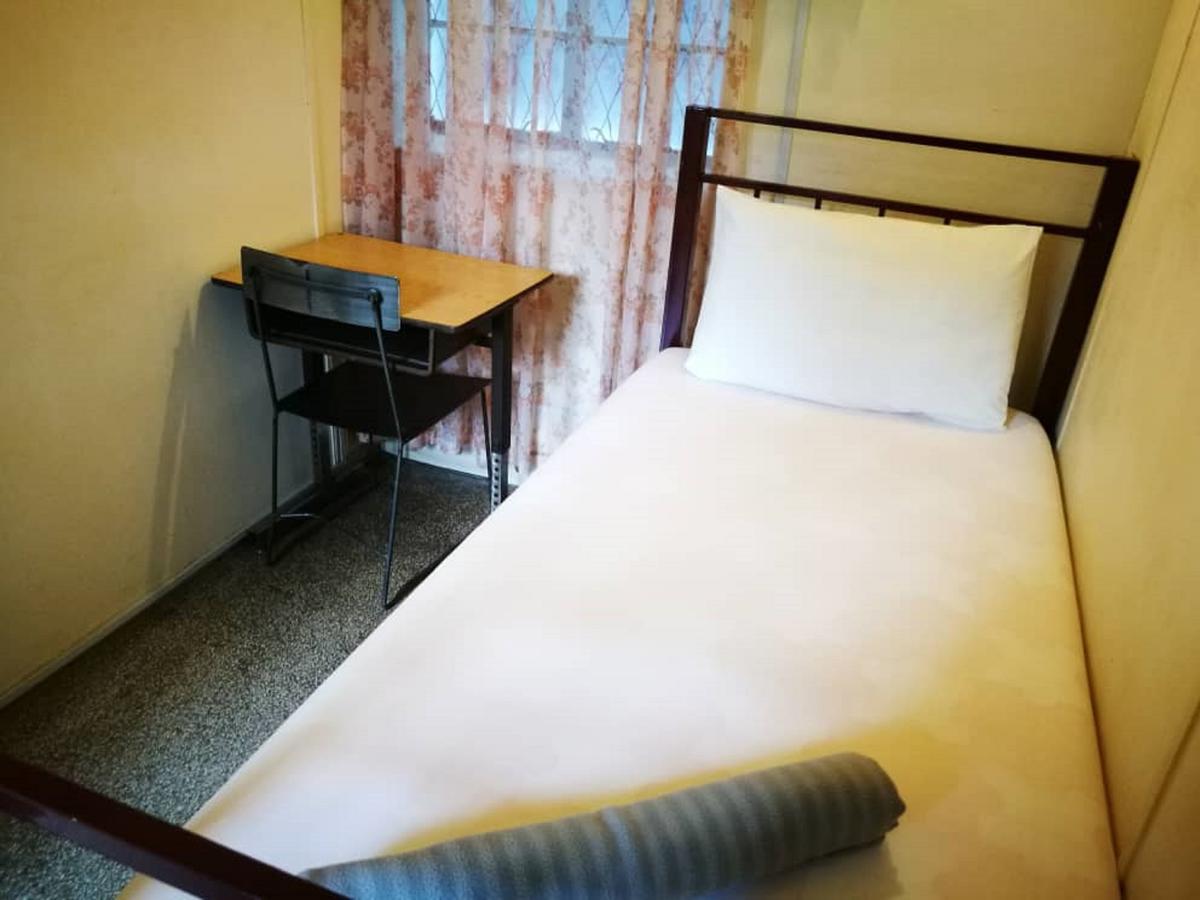 Grocer'S Inn Backpackers Guesthouse Kuala Lumpur Exterior photo